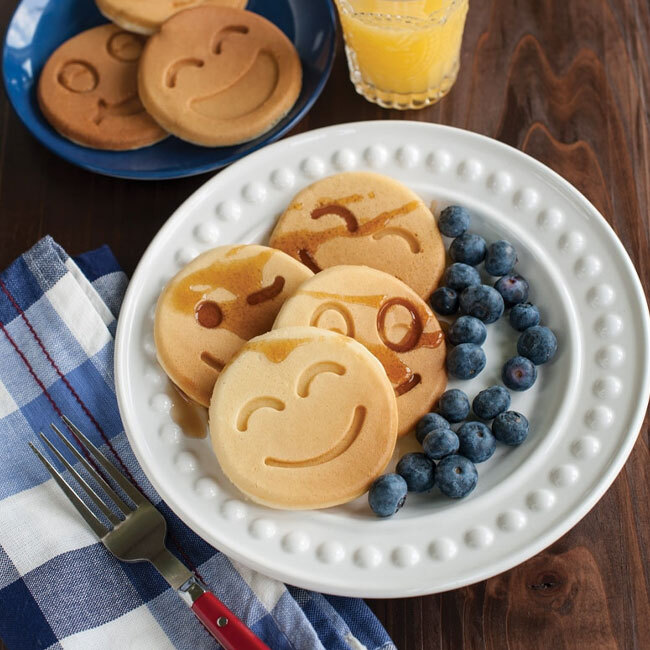 Nordic Ware Smiley Face Pancake Pan