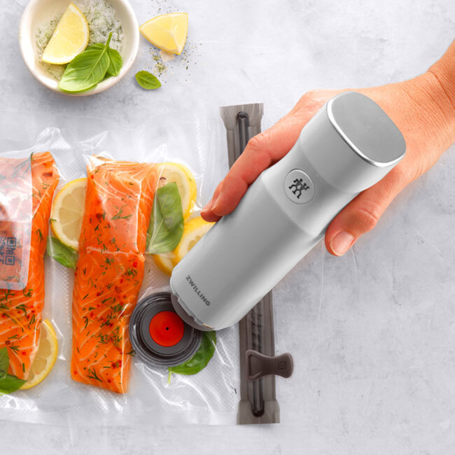 Zwilling Fresh & Save S/M/L Mixed Bag Set with Vacuum Pump | 30-pc in use