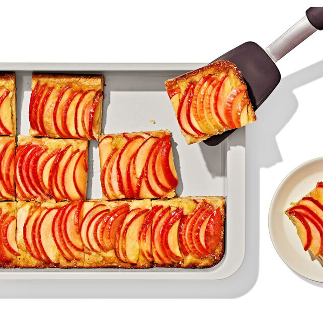 OXO Good Grips Non-Stick Pro Ceramic Coated Metal Bakeware 9” x 13” Cake Pan | Storm Blue