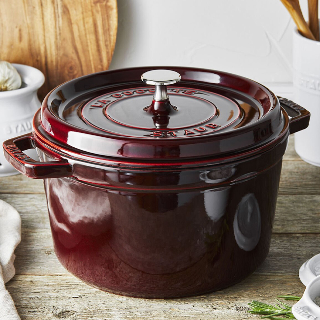 Staub - Cast Iron 3.5-qt Braiser with Glass Lid - Grenadine