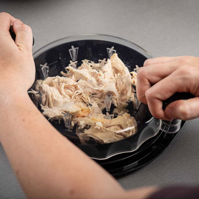 Tablecraft Chicken Shredder | Black - twisting