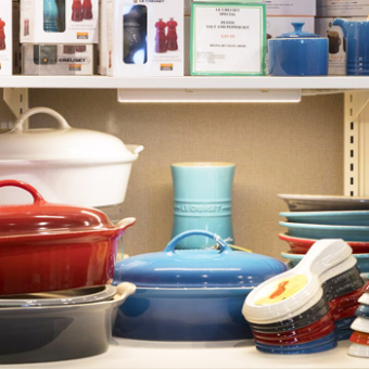 Le Creuset Stoneware Logo Category