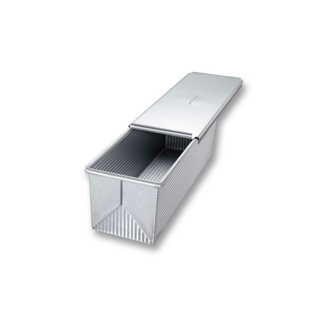 Product USA Pan Commercial Large 13x4 Pullman Pan with Cover