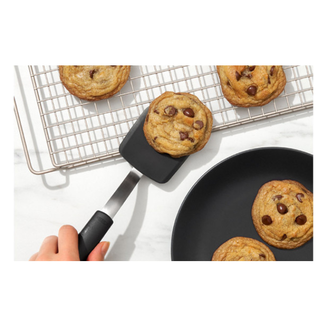 OXO Good Grips Cookie Spatula 2