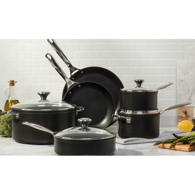 Le Creuset Toughened Nonstick (TNS) PRO 10 Piece Set 1