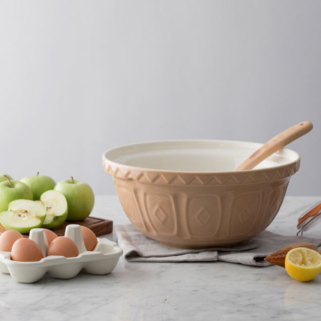 Mason Cash S12 Mixing Bowl - 17 cup | Original Cane