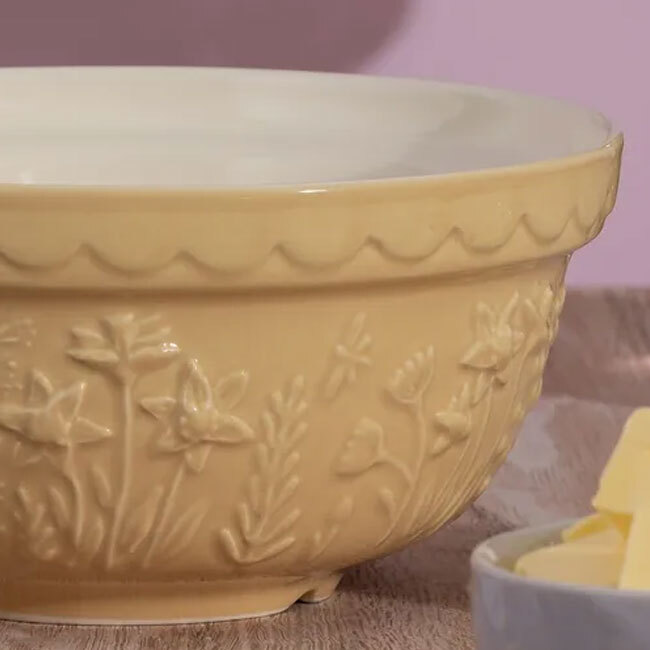 Mason Cash “In the Meadow” S30 Mixing Bowl | Daffodil