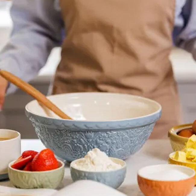 Mason Cash ”Home to Roost” S18 Mixing Bowl | Blue