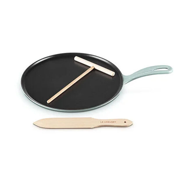 Le Creuset Traditional Round Crepe Pan | Sea Salt