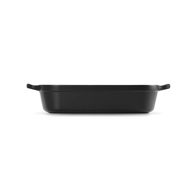 Le Creuset Signature 5.25 Qt. Roaster | Licorice