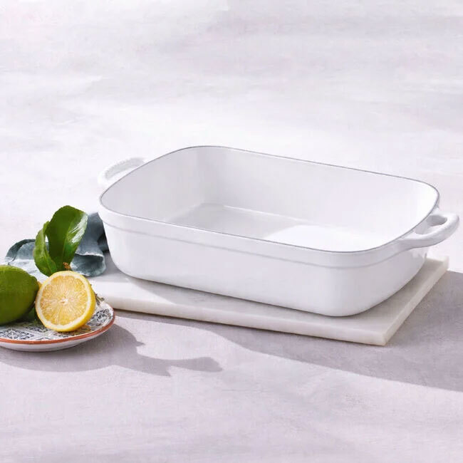 Le Creuset Signature 5.25 Qt. Roaster | White