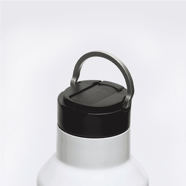 Corkcicle Classic 20 oz. Sport Canteen | Gloss White - carry handle