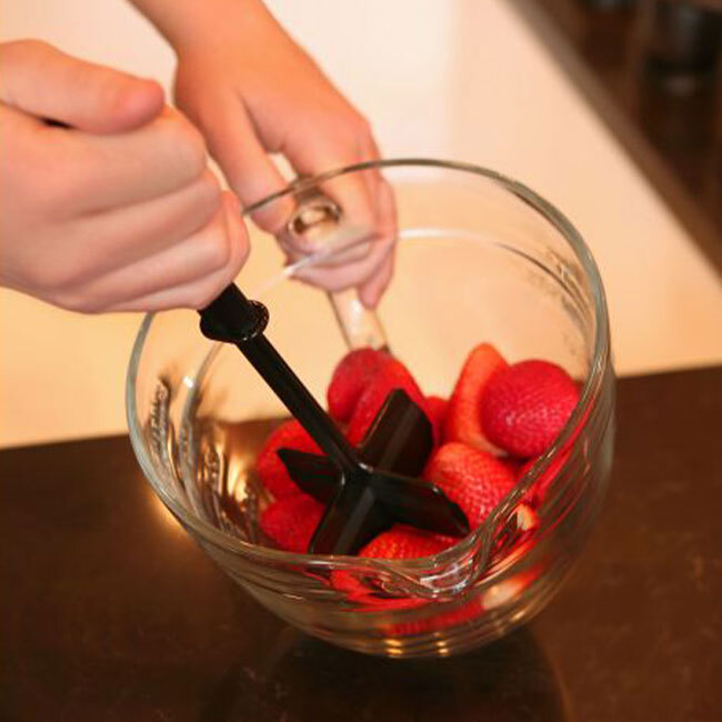 HIC | Chopstir in use