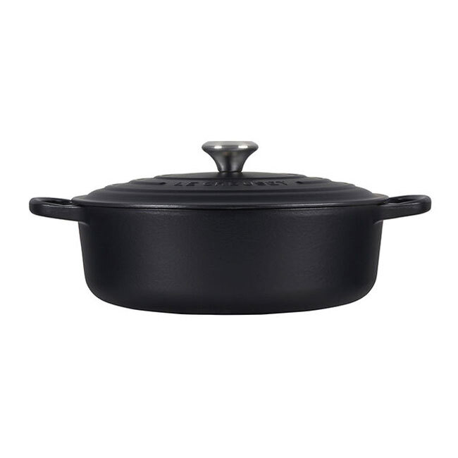 Le Creuset 6.75 qt. Signature Round Wide Oven | Licorice