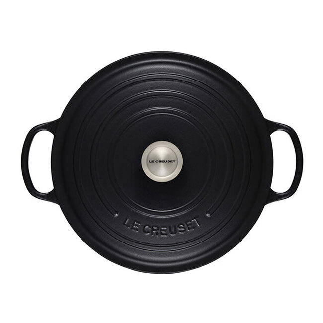 Le Creuset 6.75 qt. Signature Round Wide Oven | Licorice