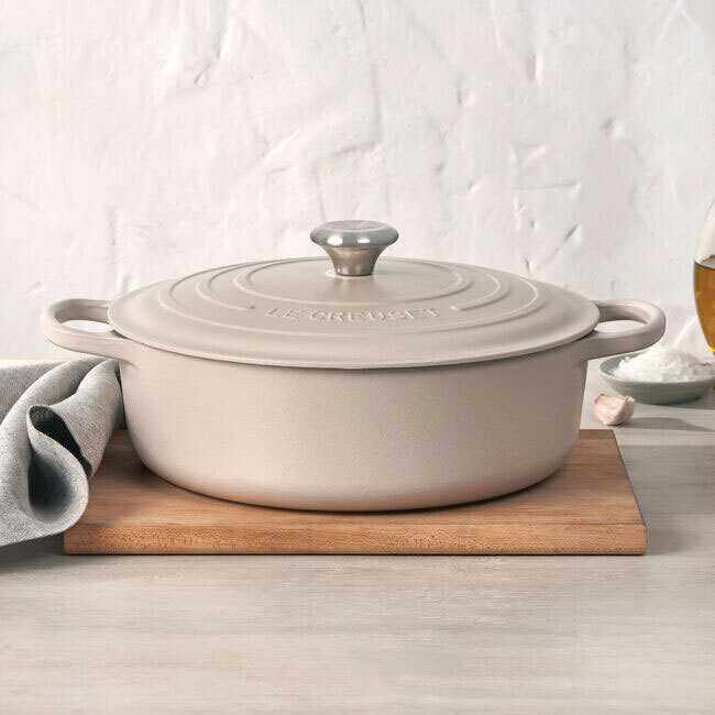 Le Creuset 6.75 qt. Signature Round Wide Oven | Meringue