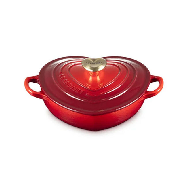 Le Creuset Shallow Heart Cocotte with Light Gold Heart Knob | 1.25 Qt.