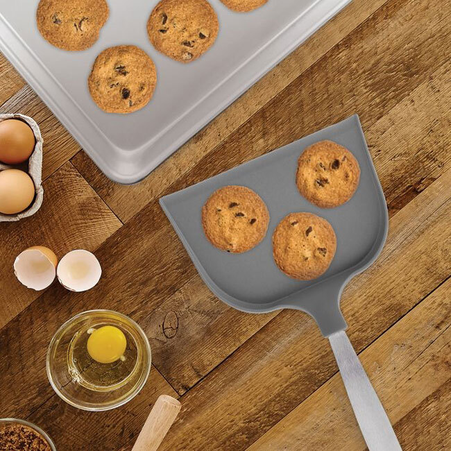 Mrs. Anderson's Baking Jumbo Cookie Spatula in use
