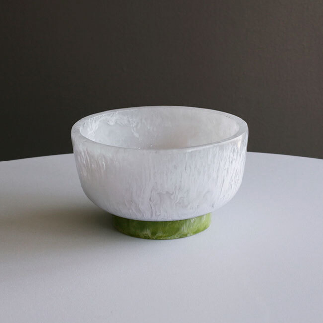 Product Beatriz Ball RESIN Rio Small Bowl with Base (White and Green)