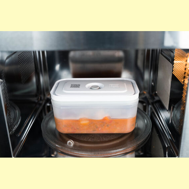 Zwilling Fresh & Save Large Plastic Vacuum Container | Semi-transparent-Grey - in microwave