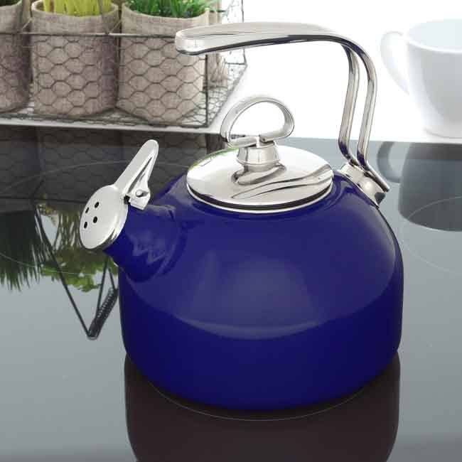 Chantal Classic Teakettle Lifestyle in Blue