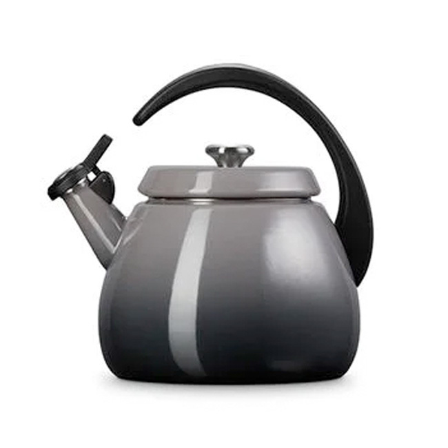 Le Creuset Signature Cloche Kettle | Oyster