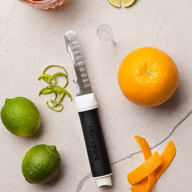 Microplane Ultimate Bar Tool | Black w/fruit