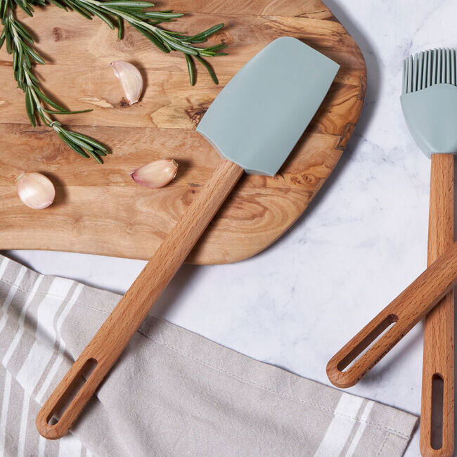 Le Creuset Signature Silicone Medium Spatula | Sea Salt