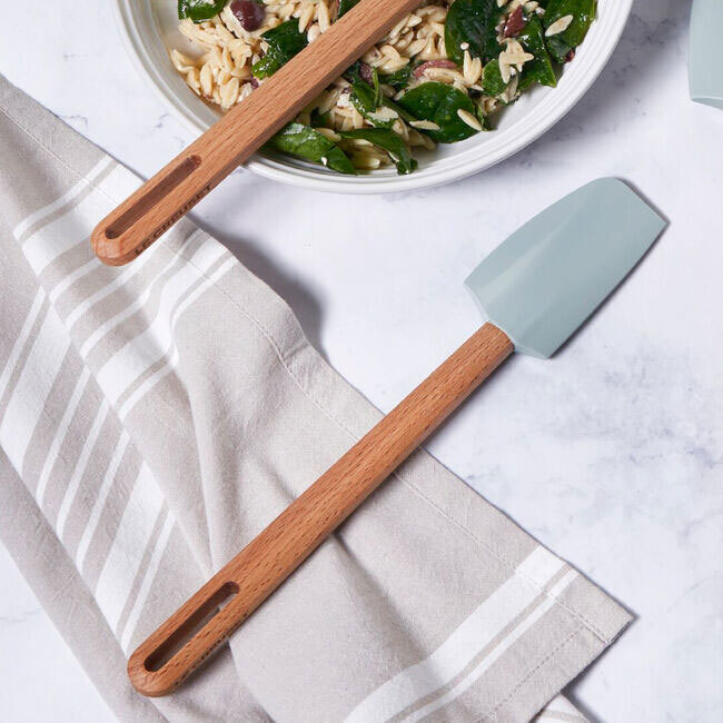 Le Creuset Signature Silicone Small Spatula | Sea Salt