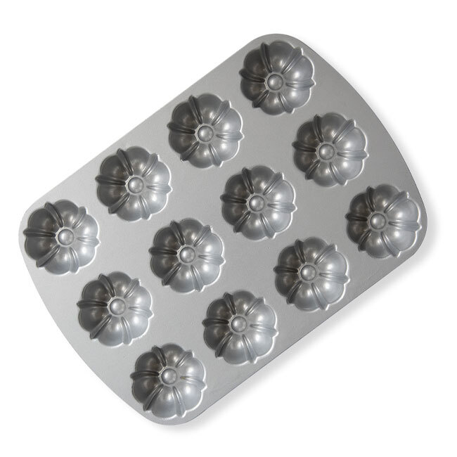 Nordic Ware Bundt® Brownie Pan