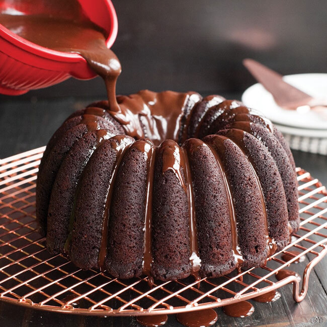 Nordic Ware 10 Cup Elegant Party Bundt® Pan