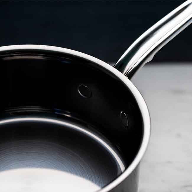 Hestan NanoBond Titanium Stainless Steel Saucepan revets