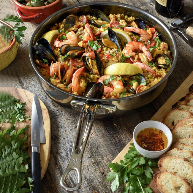Hestan Nanobond Titanium Stainless Steel Essential Pan with Lid, Stainless Steel, 3.5 Quart
