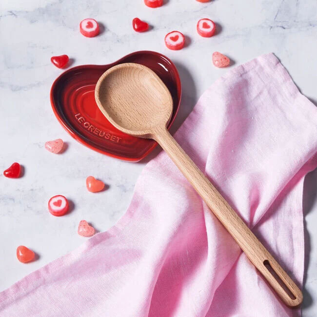 Le Creuset Heart Spoon Rest | Cerise