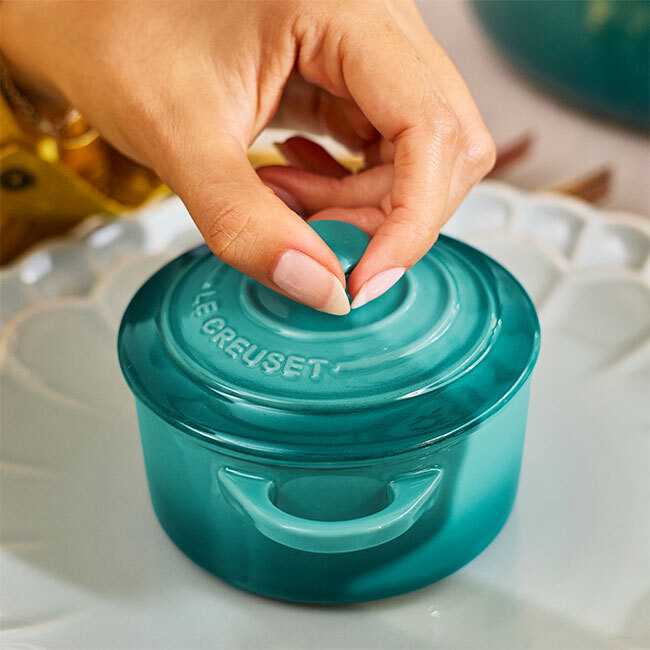 Le Creuset 8 oz. Round Mini Cocotte | Riviera