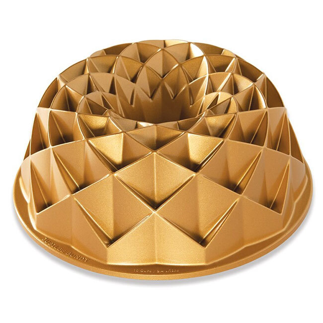 Product Nordic Ware 10-Cup Jubilee Bundt® Pan