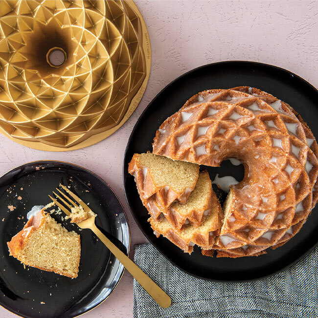 Nordic Ware 10-Cup Jubilee Bundt® Pan