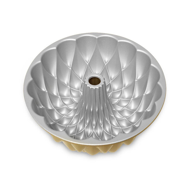 Nordic Ware 10-Cup Kaleidoscope Bundt® Pan