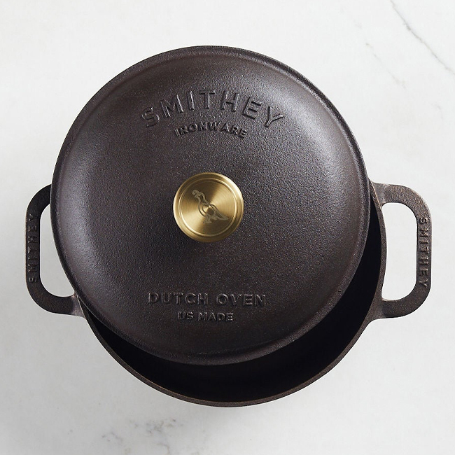 Smithey Ironware Cast Iron 5.5 Qt Dutch Oven