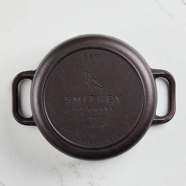 Smithey Ironware Cast Iron 5.5 Qt Dutch Oven - Bottom