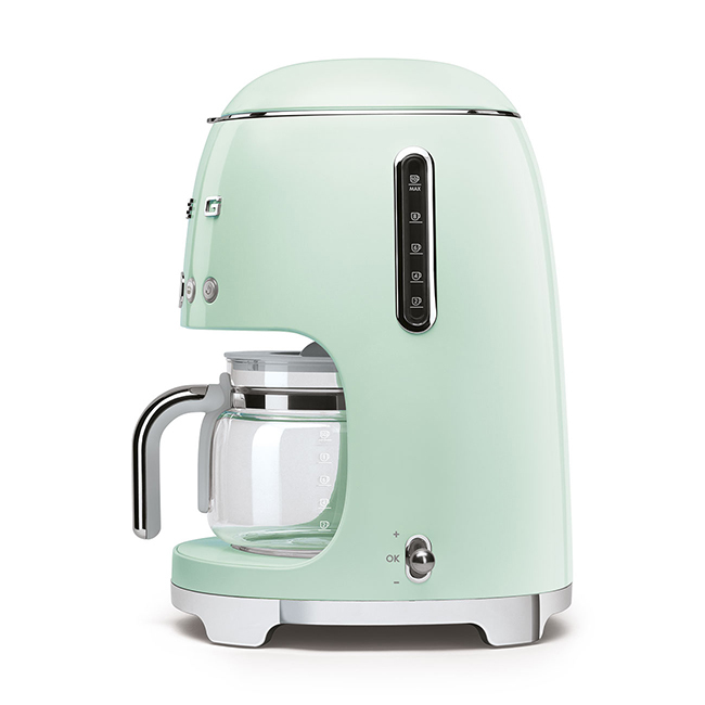 Smeg 10-Cup Drip Coffeemaker | Pastel Green