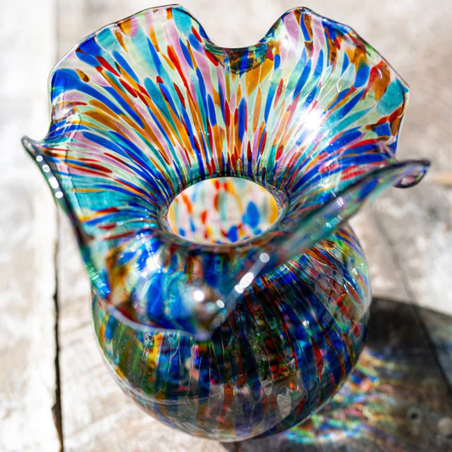 Vietri Hibiscus Glass Carnevale Bud Vase