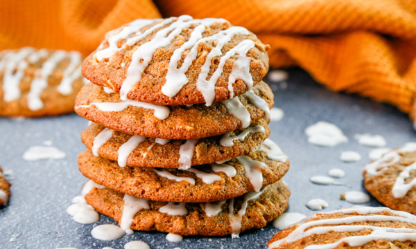 Pumpkin Oatmeal Cookies with Vanilla Bean Icing