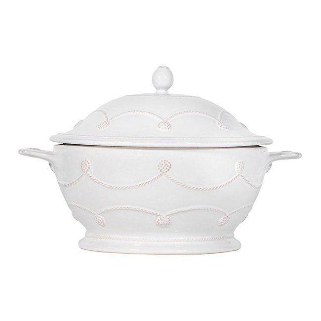 Product Juliska Berry & Thread Casserole with Lid | Whitewash