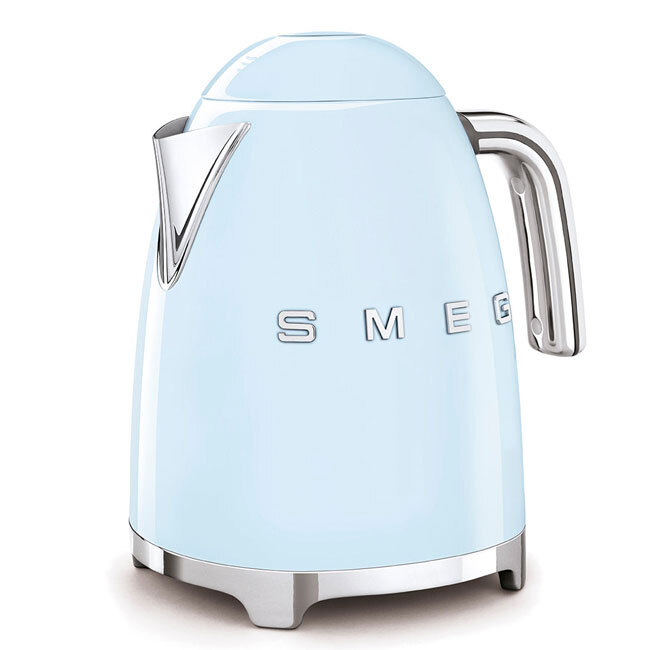 Smeg 7-cup/ 1.7 L Electric Kettle | Pastel Blue