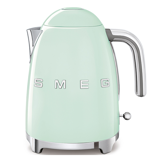 Smeg 7-cup/ 1.7 L Electric Kettle | Pastel Green