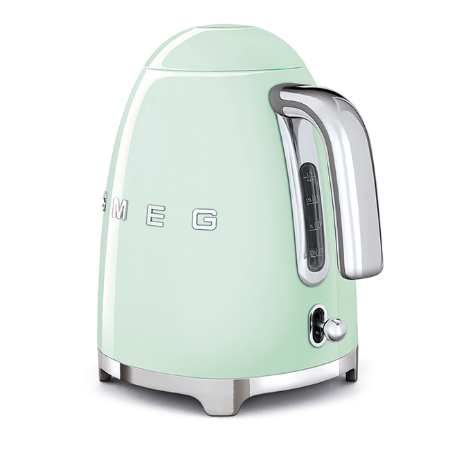 Smeg 7-cup/ 1.7 L Electric Kettle | Pastel Green