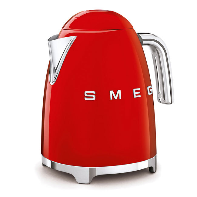 Smeg 7-cup/ 1.7 L Electric Kettle | Red