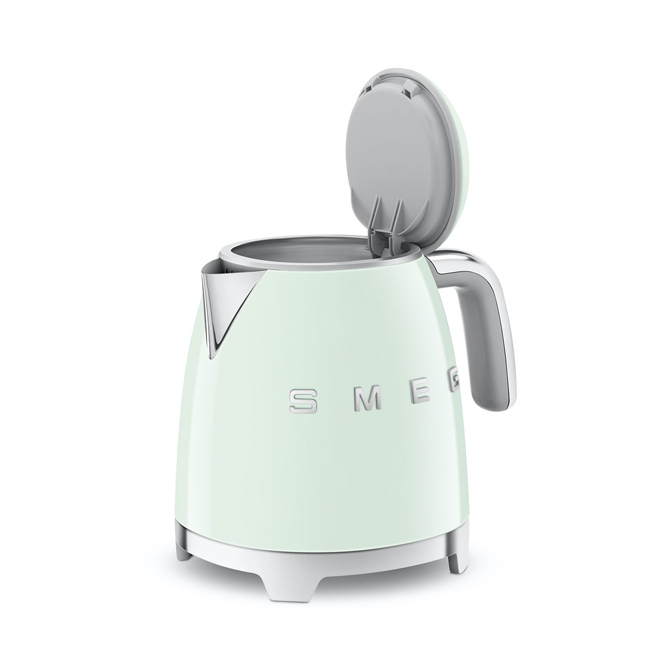 Smeg 3.3-Cup Electric Mini-Kettle | Pastel Green