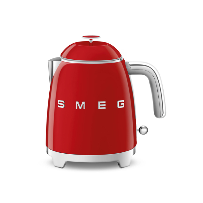 Product Smeg 3.3-Cup Electric Mini-Kettle | Red